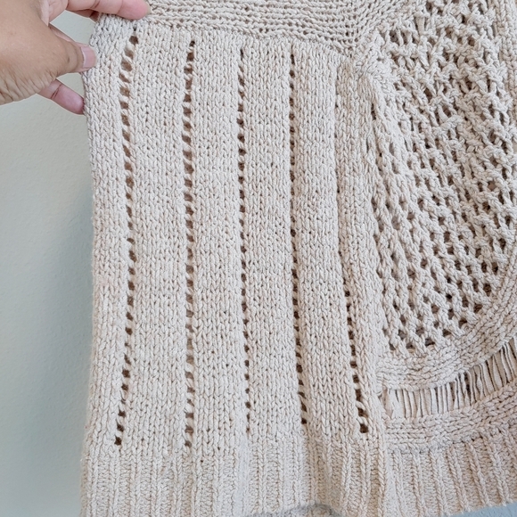 Moth Anthropologie Oatmeal Color Asymmetrical Open Weave Knit Sweater Sz M - Picture 3 of 8